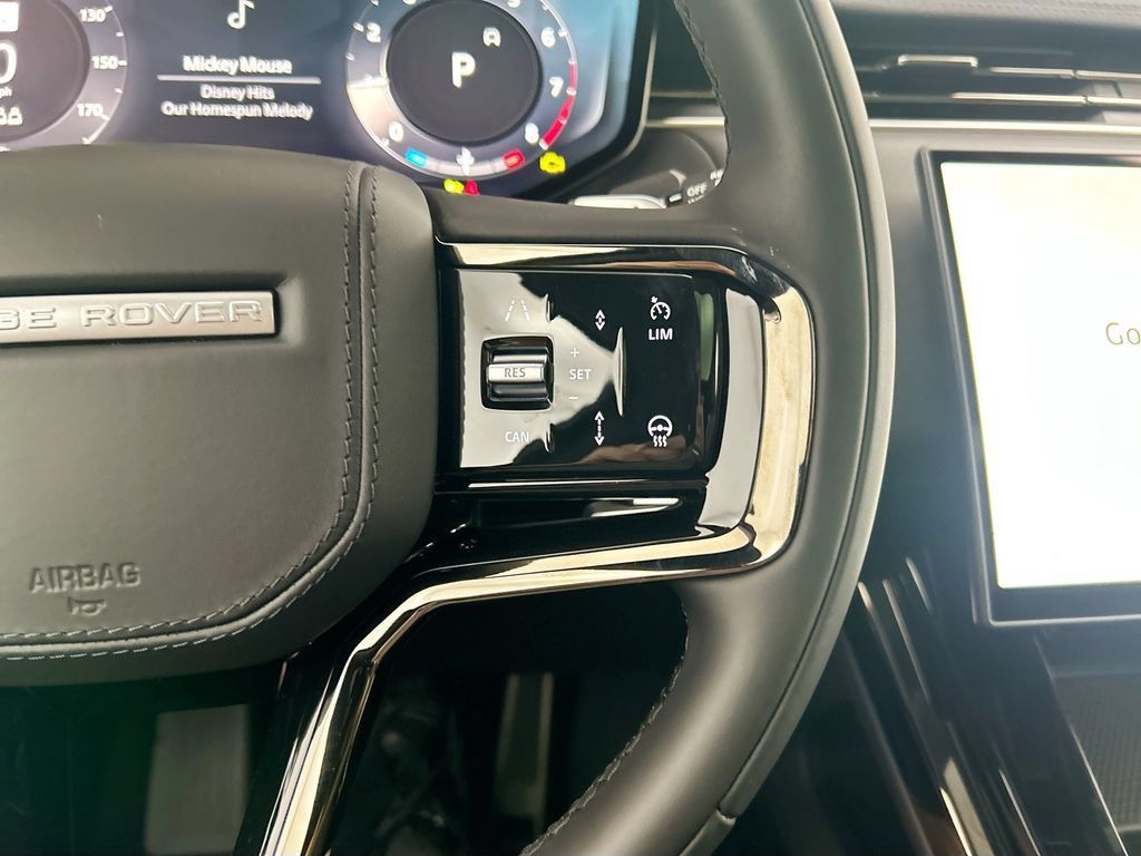 New 2026 Land Rover Range Rover Sport Dynamic SE AWD/4WD image 12