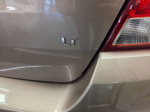 Used 2018 Chevrolet Trax LT w/ Sun & Sound Package image 16