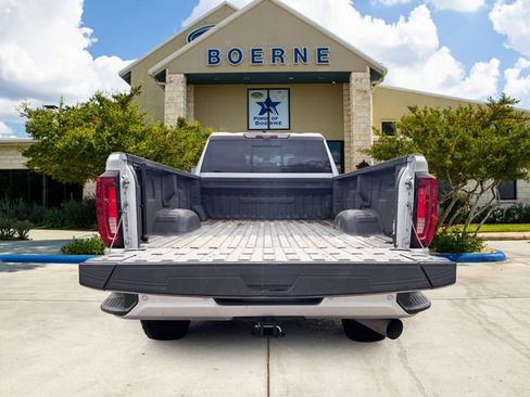 Used 2023 GMC Sierra 3500 Denali w/ Technology Package image 6