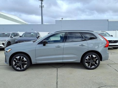 New 2026 Volvo XC60 B5 Plus w/ Protection Package Premier image 4