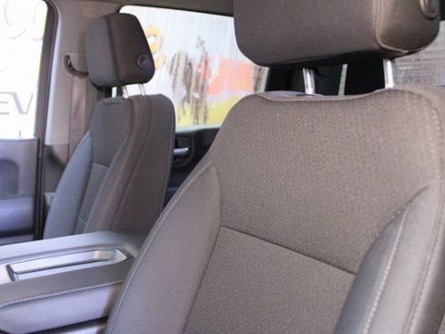 Used 2021 Chevrolet Silverado 1500 Custom Trail Boss w/ LPO, Dark Essentials Package image 14