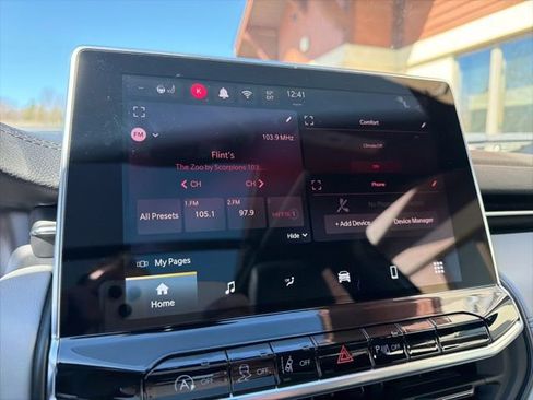 Used 2024 Jeep Compass Limited w/ Sun and Sound Group image 27