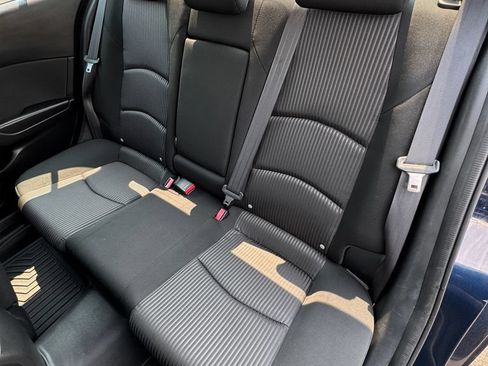 Used 2016 MAZDA MAZDA3 i Touring FWD image 22