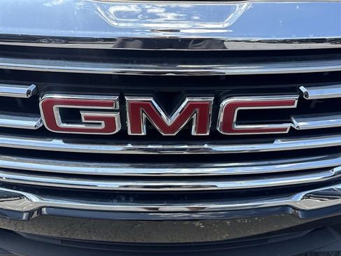 Certified 2024 GMC Terrain SLT AWD/4WD image 29
