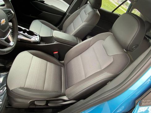 Used 2026 Chevrolet Trax LT w/ LT Convenience Package FWD image 18