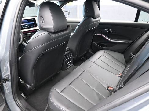 Used 2025 BMW 330i Sedan image 36