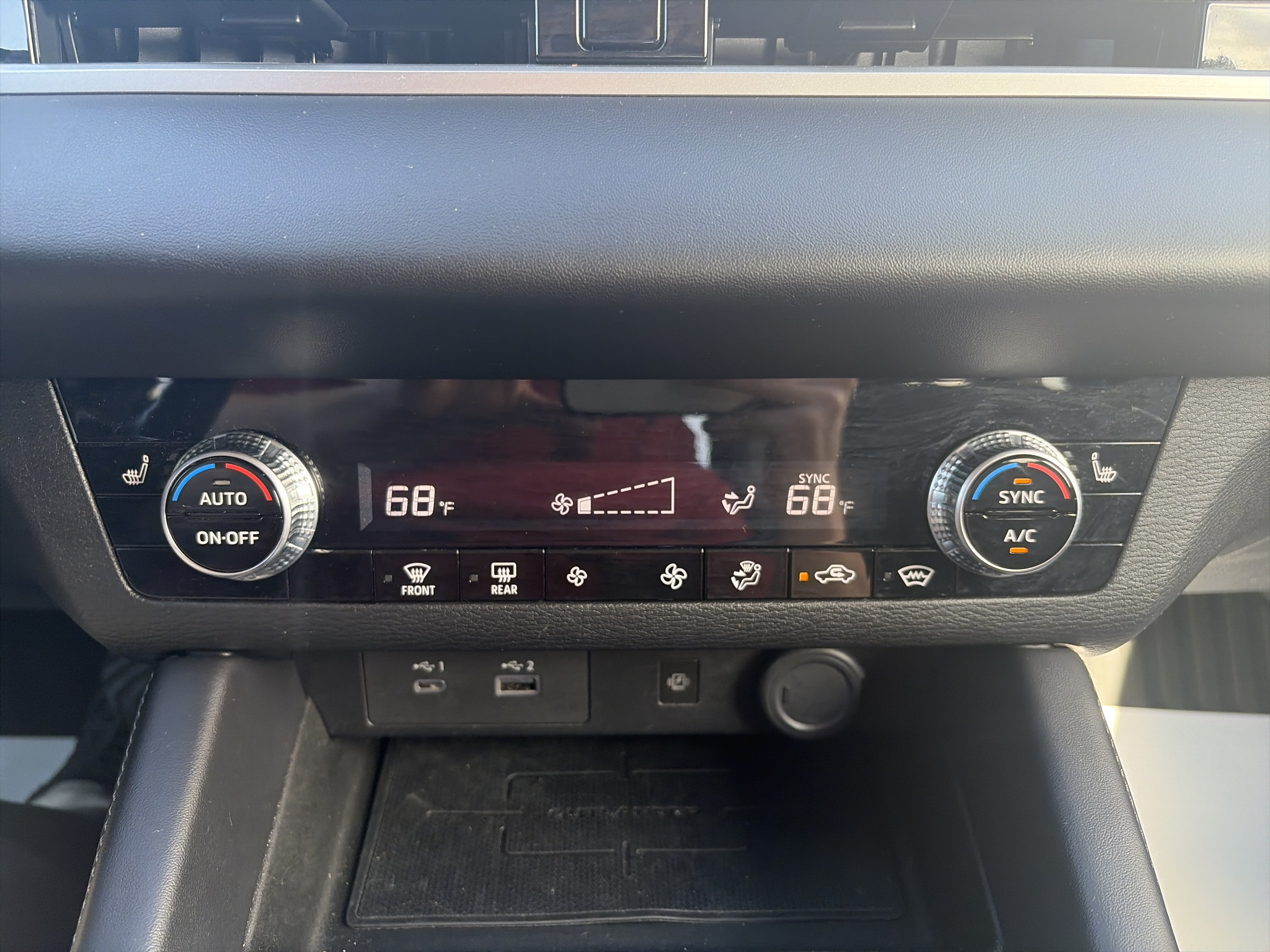 Used 2024 Mitsubishi Outlander SE AWD/4WD image 30