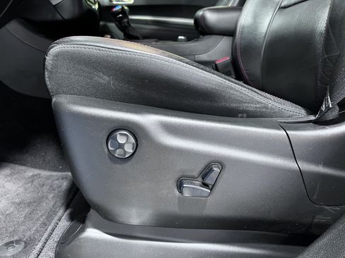 Used 2018 Dodge Durango R/T w/ Technology Group AWD/4WD image 28