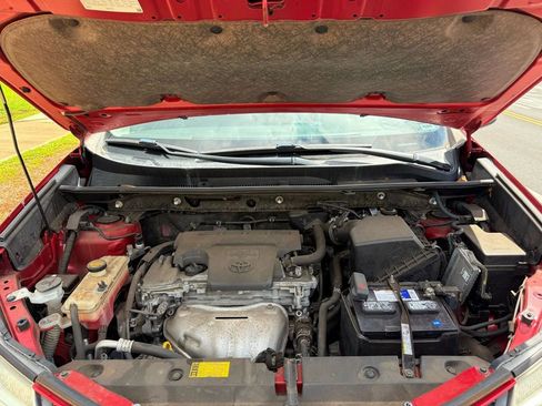 Used 2014 Toyota RAV4 Limited image 21