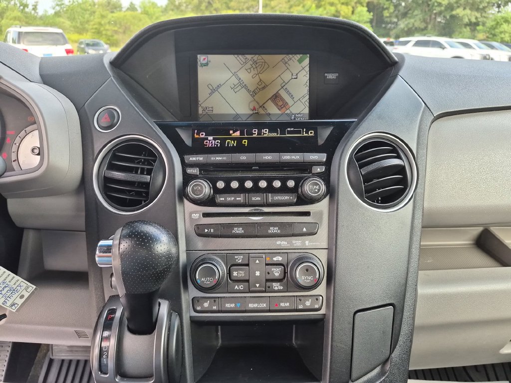 Used 2015 Honda Pilot Touring image 36