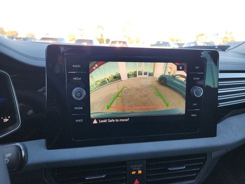 New 2026 Volkswagen Jetta SE image 18