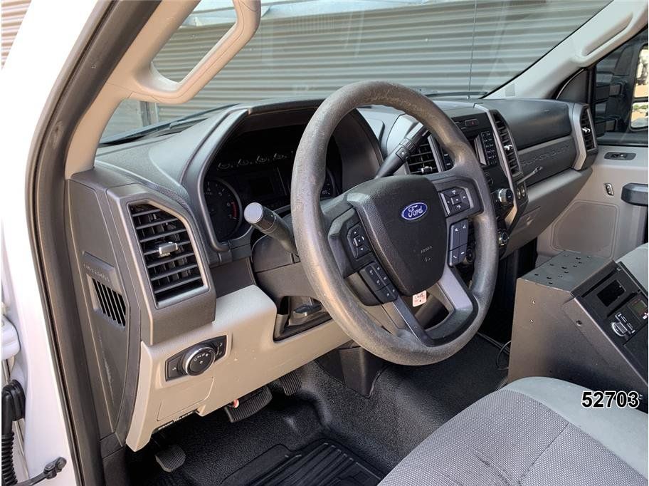 Used 2018 Ford F250 XL w/ Power Equipment Group RWD image 24