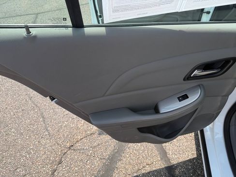 Used 2014 Chevrolet Malibu LS FWD image 22