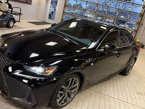 Used 2019 Lexus IS 300 AWD image 3