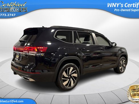 Used 2025 Volkswagen Atlas SE image 6