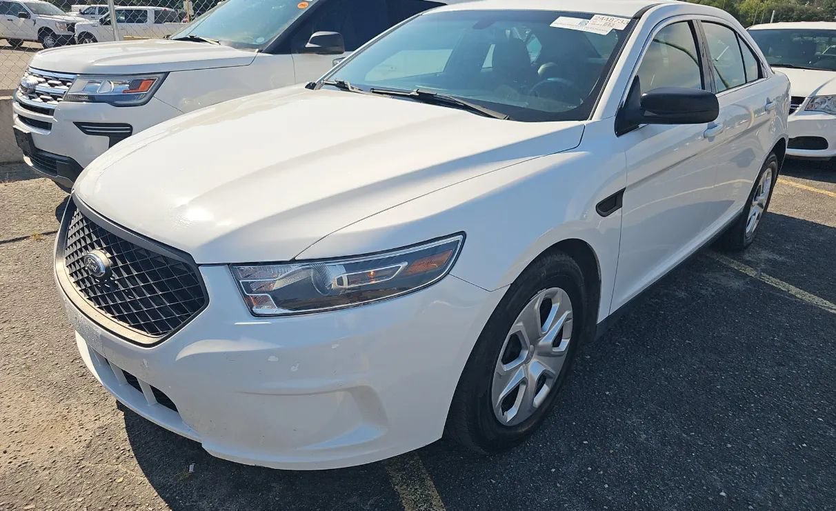 Used 2016 Ford Taurus Police Interceptor FWD image 1