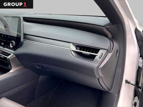 Certified 2025 Lexus RX 350 FWD w/ Convenience Package image 16