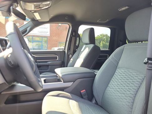 New 2025 RAM 2500 Big Horn image 30