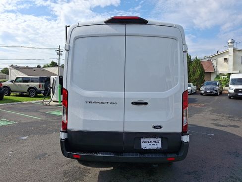 Used 2025 Ford Transit 250 148 Medium Roof RWD image 6