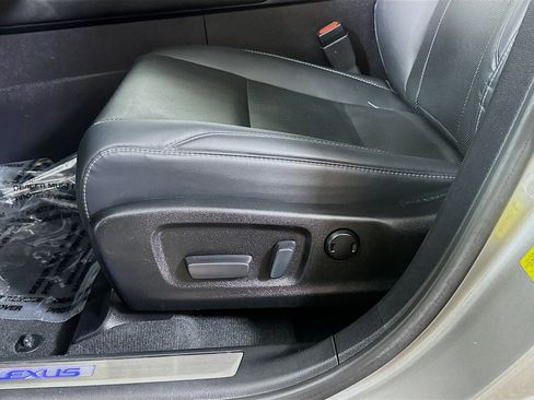 Certified 2022 Lexus RX 450h AWD w/ Premium Package image 18