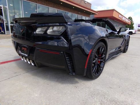 Used 2016 Chevrolet Corvette Z06 w/ 3LZ Preferred Equipment Group RWD image 6