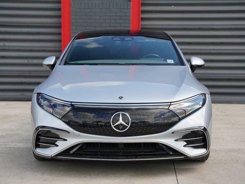 Used 2022 Mercedes-Benz EQS 450+ Sedan image 9