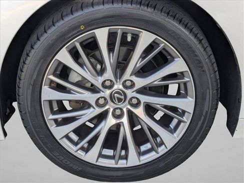 Used 2019 Lexus ES 350 w/ Accessory Package 2 FWD image 24