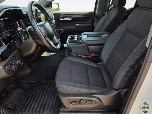 Used 2023 Chevrolet Silverado 1500 LT AWD/4WD image 27