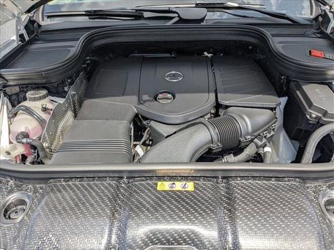 Certified 2025 Mercedes-Benz GLE 350 4MATIC image 16