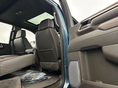 New 2026 GMC Sierra 2500 Denali w/ Denali Reserve Package image 37