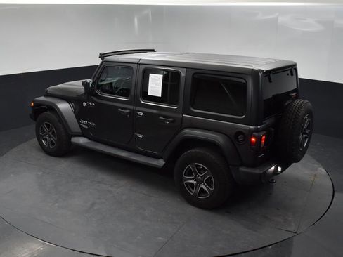 Used 2018 Jeep Wrangler Unlimited Sport S image 40
