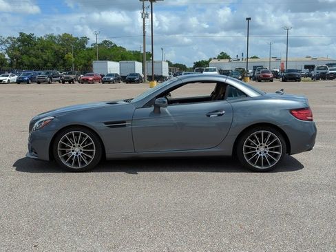 Used 2017 Mercedes-Benz SLC 300 image 8
