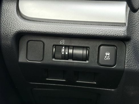 Used 2017 Subaru Crosstrek 2.0i Premium w/ Popular Package #2 image 17