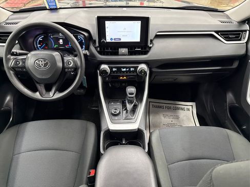 Used 2023 Toyota RAV4 LE image 20
