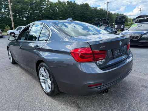 Used 2017 BMW 330i xDrive Sedan AWD/4WD image 11