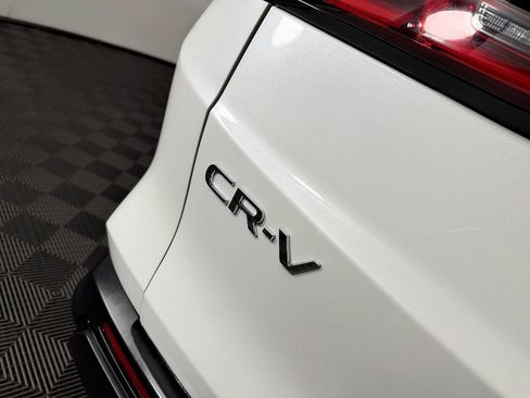 Used 2023 Honda CR-V LX image 11
