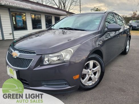 Used 2011 Chevrolet Cruze LT image 1