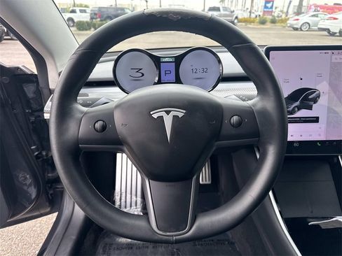 Used 2019 Tesla Model 3 Long Range image 8