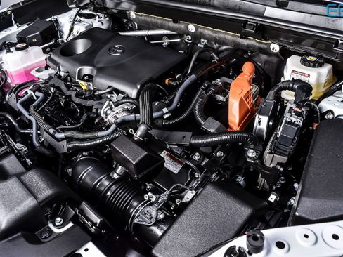 Used 2024 Toyota RAV4 XLE Premium image 12