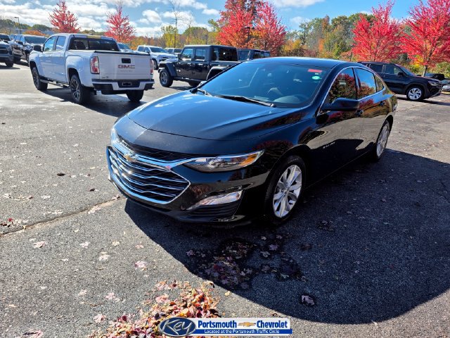 Used 2025 Chevrolet Malibu LT FWD image 1
