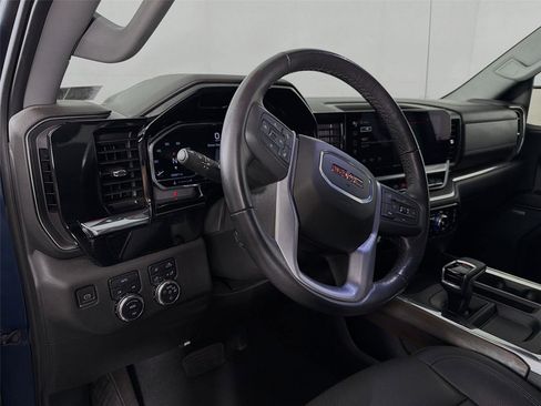 Used 2023 GMC Sierra 1500 SLT w/ SLT Premium Package image 9