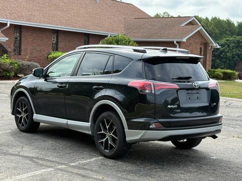 Used 2016 Toyota RAV4 SE FWD image 6