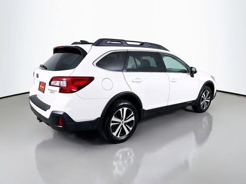 Used 2018 Subaru Outback 2.5i Limited AWD/4WD image 8