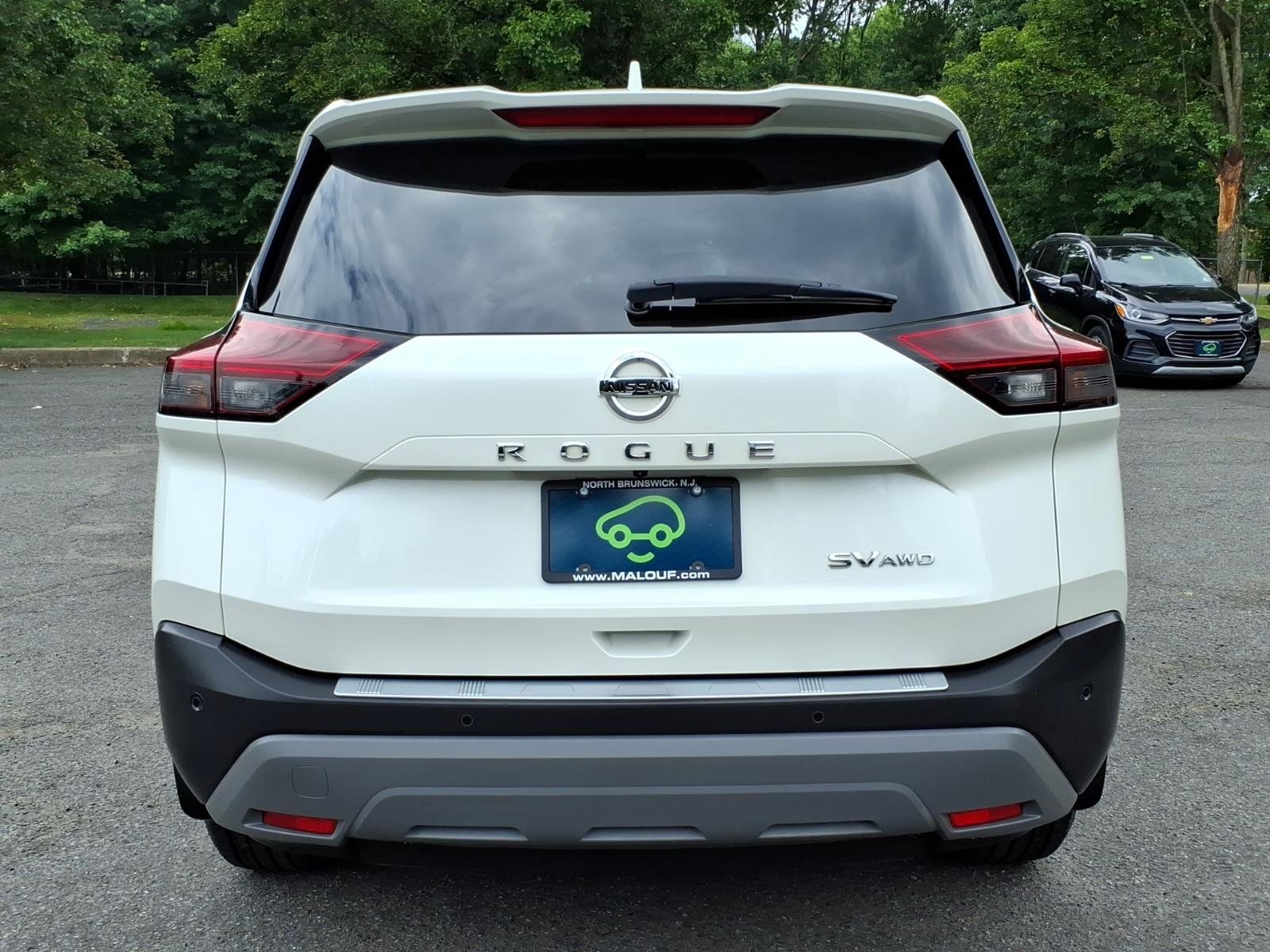 Used 2021 Nissan Rogue SV AWD/4WD image 5