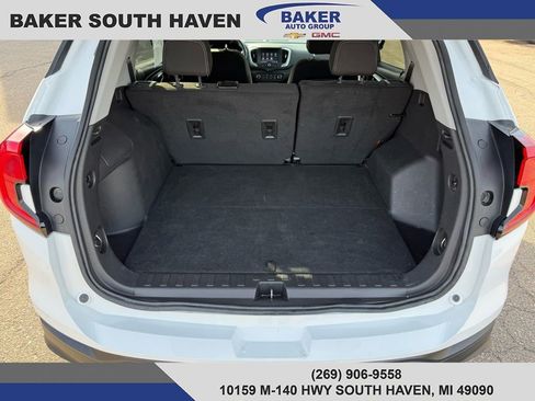 Used 2024 GMC Terrain SLE FWD image 7