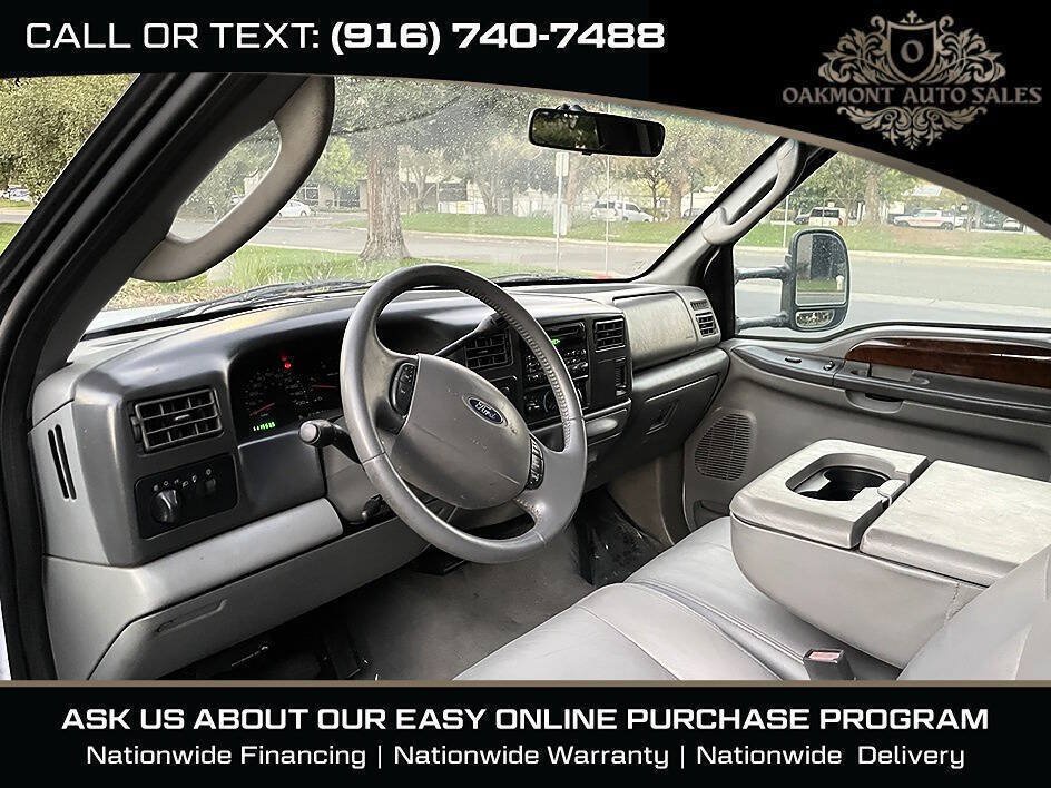 Used 2004 Ford F350 Lariat AWD/4WD image 21