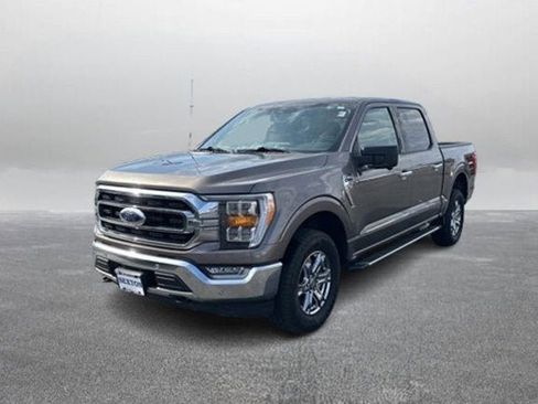 Certified 2022 Ford F150 XLT w/ Equipment Group 302A High image 1