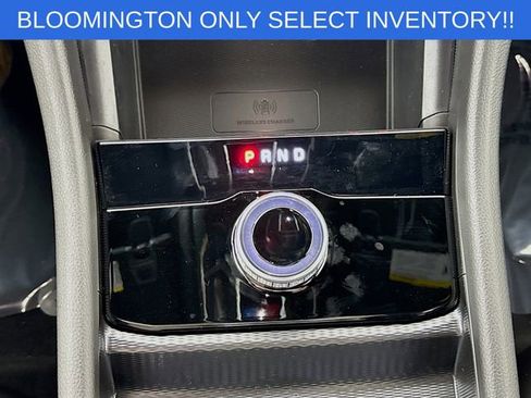 New 2025 Jeep Grand Cherokee L Laredo image 16