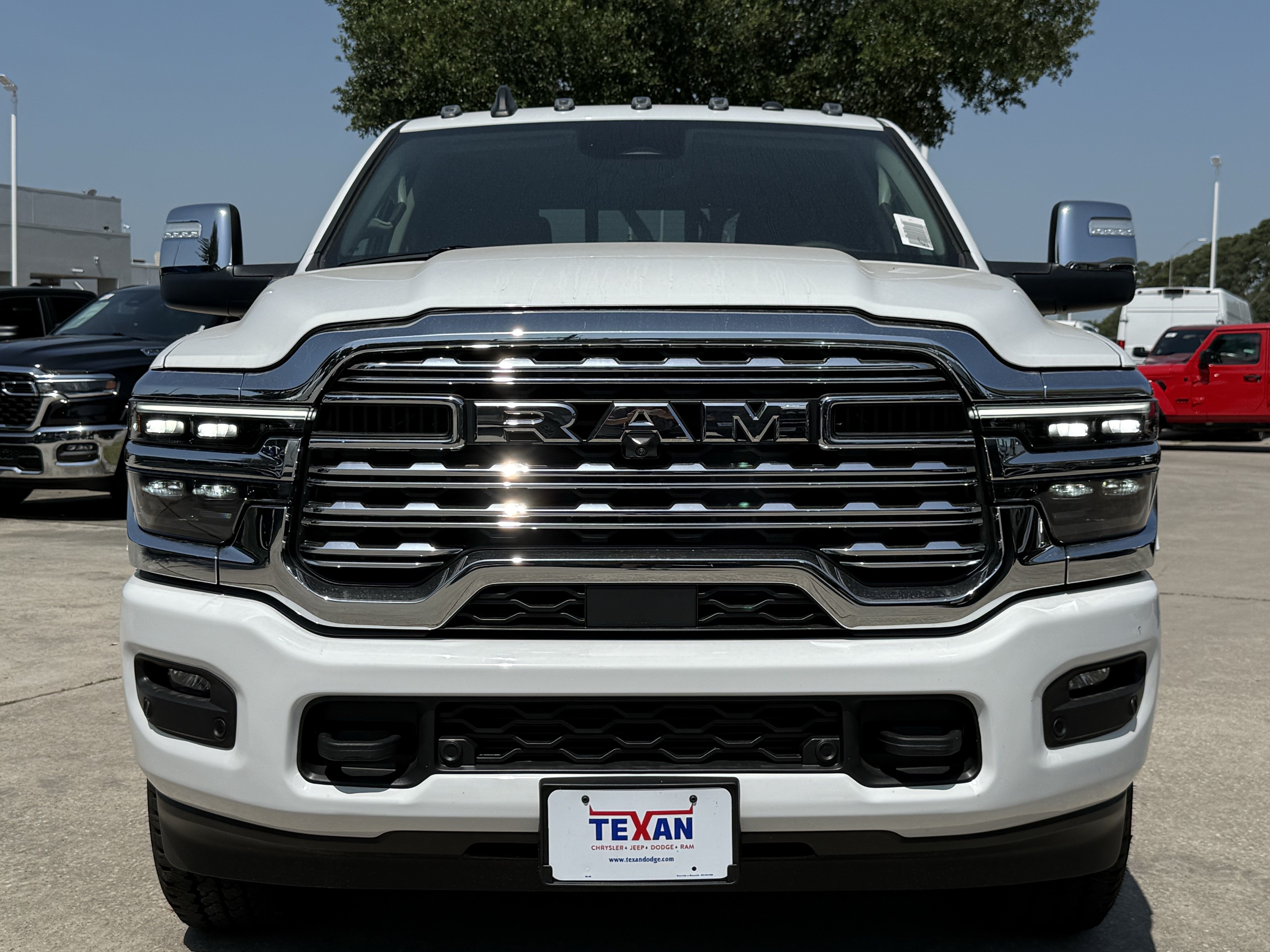 New 2026 RAM 2500 Limited AWD/4WD image 7
