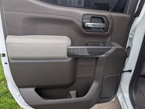 Used 2019 Chevrolet Silverado 1500 LTZ w/ LTZ Premium Package image 12